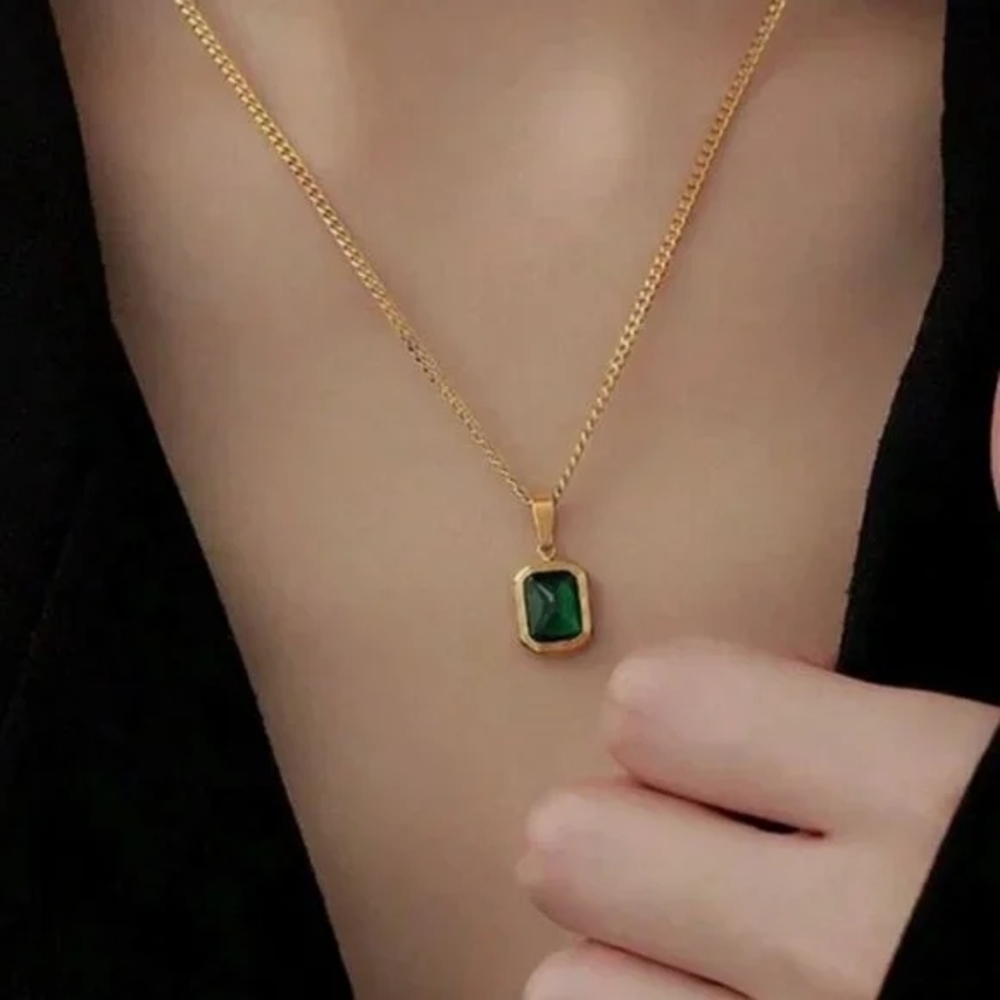 14K Gold Filled Emerald Pendant Necklace